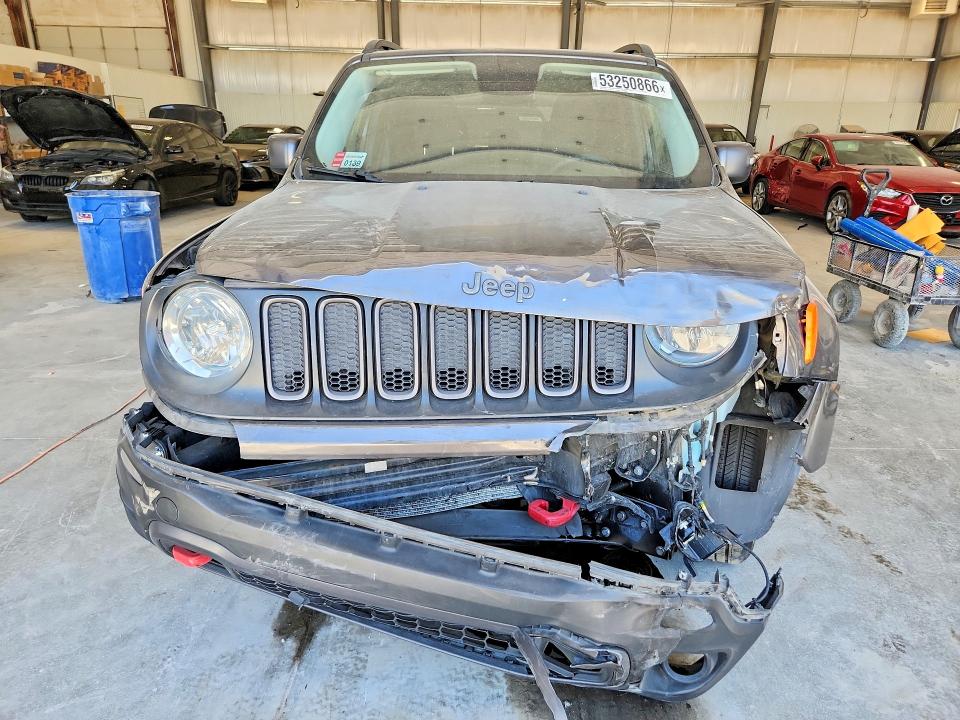 2017 Jeep Renegade მანქანა იყიდება აუქციონზე, vin: ZACCJBCB2HPG11284, აუქციონის ნომერი: 53250866