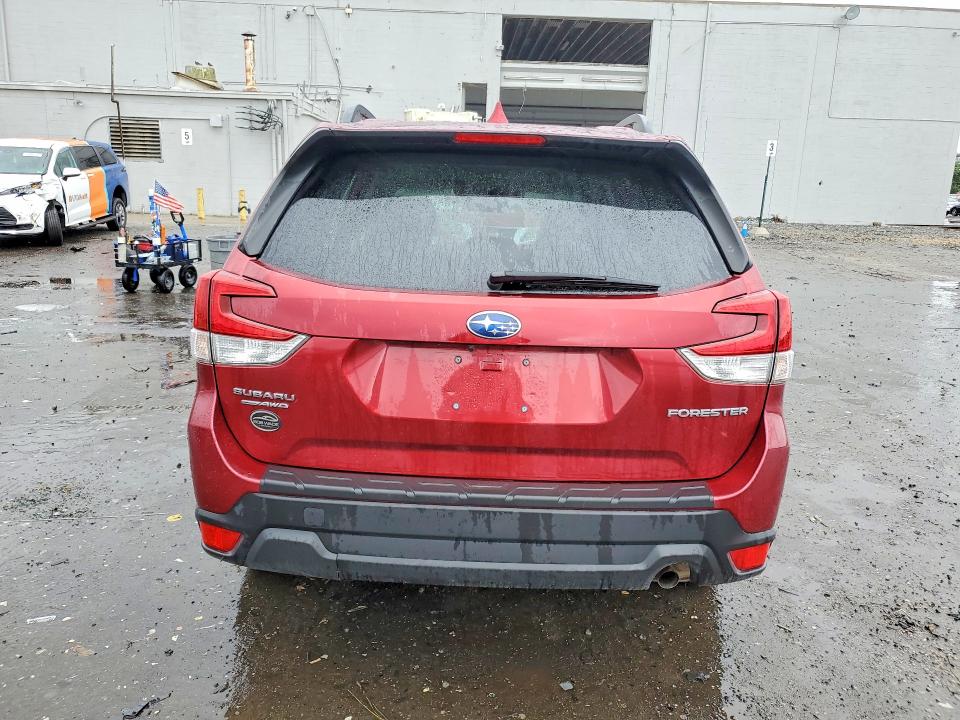 54406416 :رقم المزاد ، JF2SKAJC8MH504466 vin ، 2021 Subaru Forester مزاد بيع