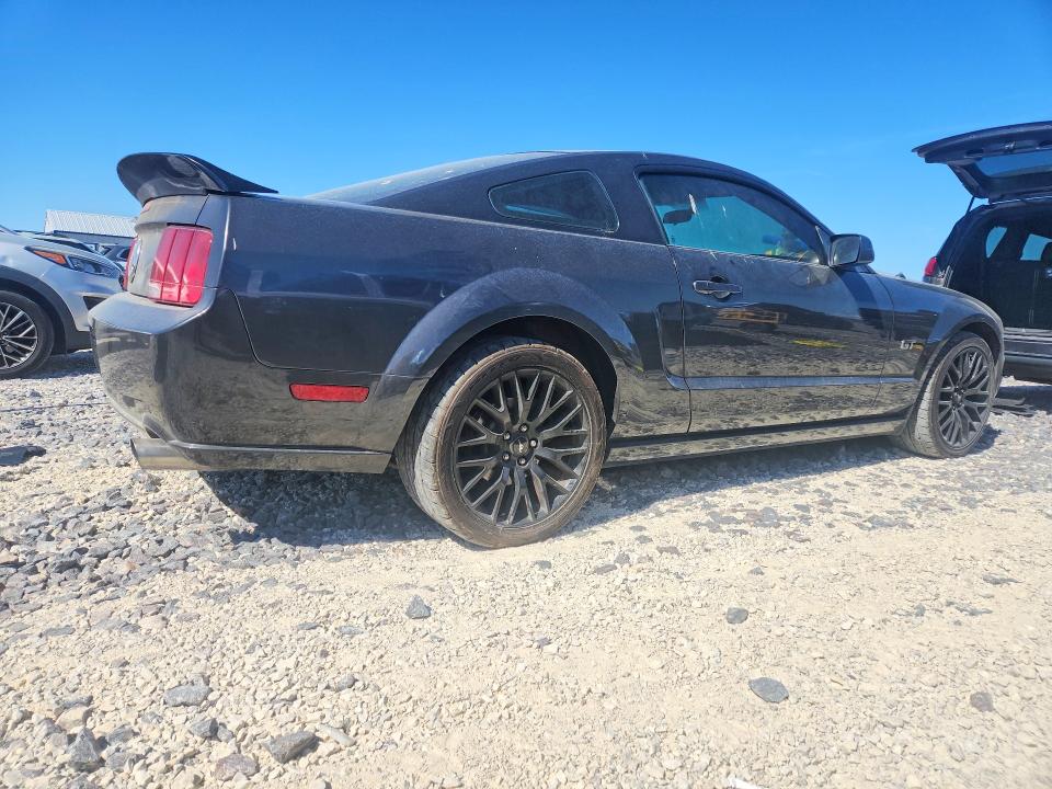 2007 Ford Mustang მანქანა იყიდება აუქციონზე, vin: 1ZVFT82H675243793, აუქციონის ნომერი: 53134976