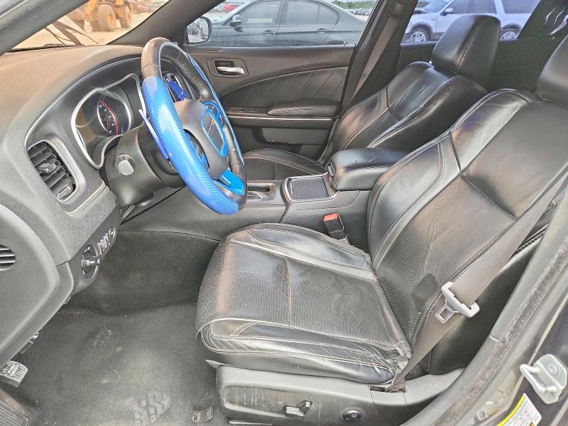 52723996 :رقم المزاد ، 2C3CDXCT0FH915357 vin ، 2015 Dodge Charger مزاد بيع