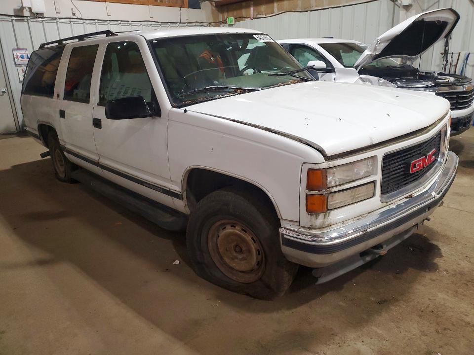 54837986 :رقم المزاد ، 3GKFK16R4TG517936 vin ، 1996 Gmc Suburban مزاد بيع