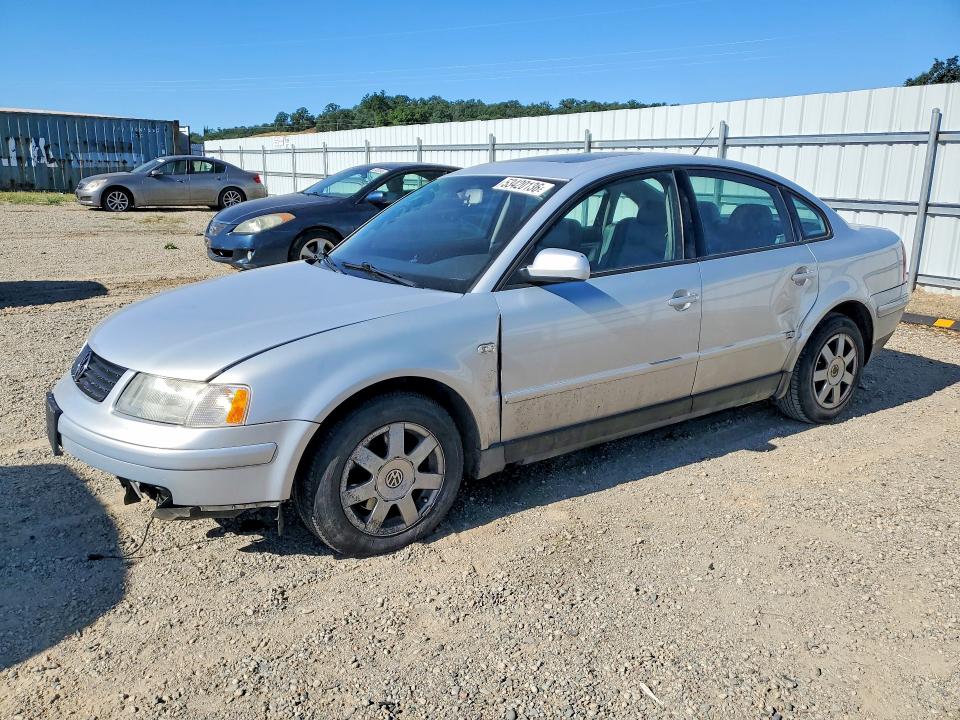 53420136 :رقم المزاد ، WVWMA23B0YP291481 vin ، 2000 Volkswagen Passat مزاد بيع