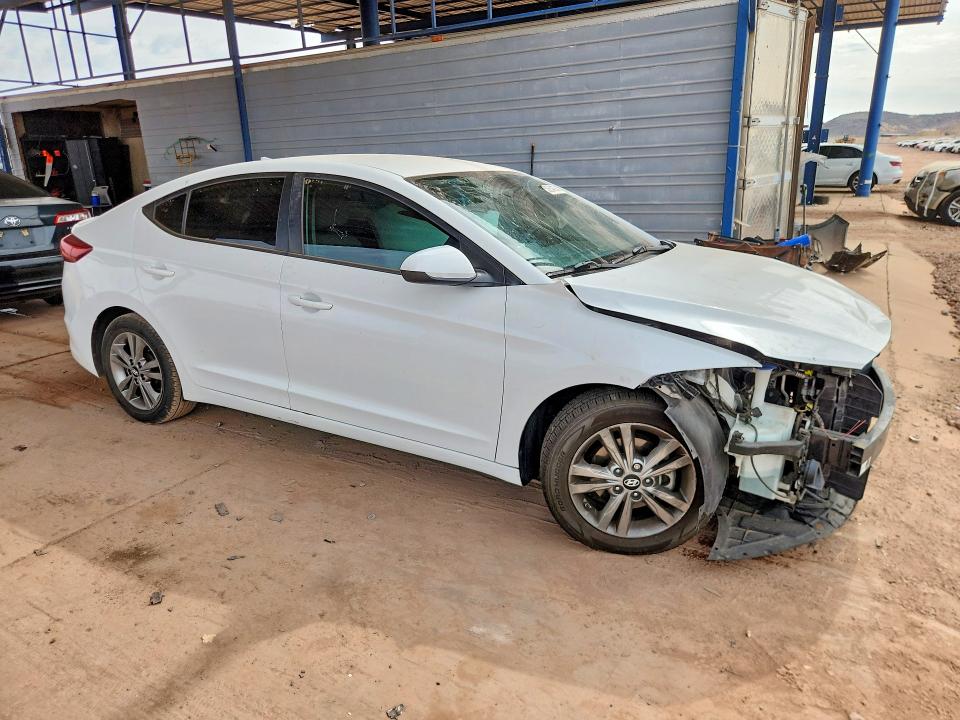 2017 Hyundai Elantra მანქანა იყიდება აუქციონზე, vin: 5NPD84LF2HH009329, აუქციონის ნომერი: 53054636