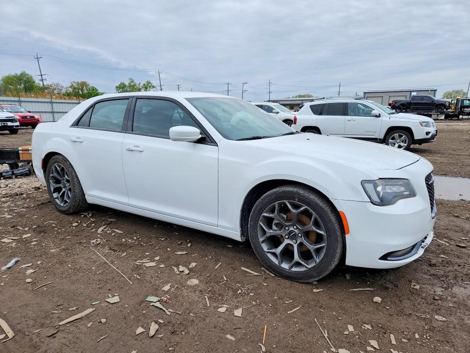 Aukcja sprzedaży 2015 Chrysler 300, vin: 2C3CCABG9FH932095, numer aukcji: 52615826