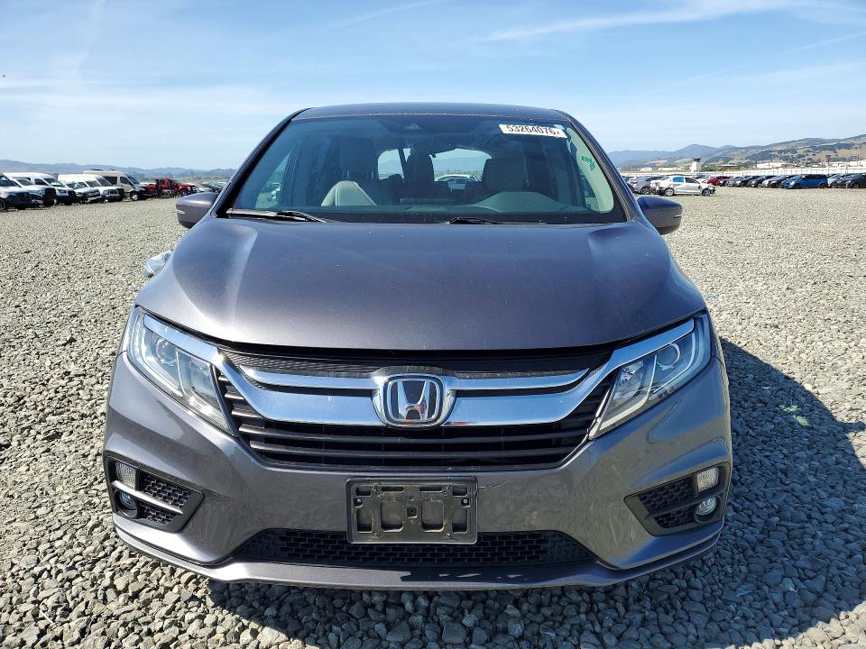 53264076 :رقم المزاد ، 5FNRL6H57JB101766 vin ، 2018 Honda Odyssey مزاد بيع