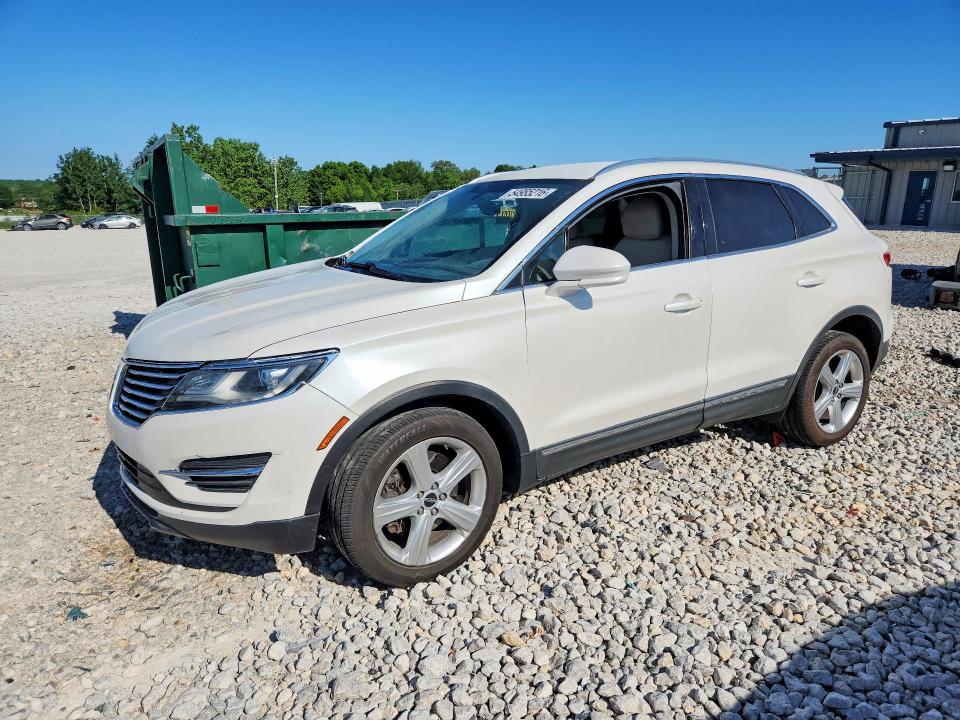 54985216 :رقم المزاد ، 5LMCJ1D96HUL44566 vin ، 2017 Lincoln Mkc مزاد بيع