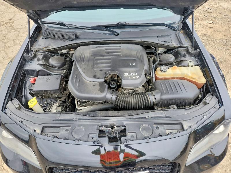 54672526 :رقم المزاد ، 2C3CCAGG9FH922837 vin ، 2015 Chrysler 300 مزاد بيع