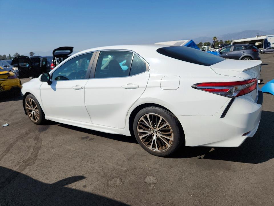 Aukcja sprzedaży 2018 Toyota Camry, vin: 4T1B11HKXJU631880, numer aukcji: 52259076