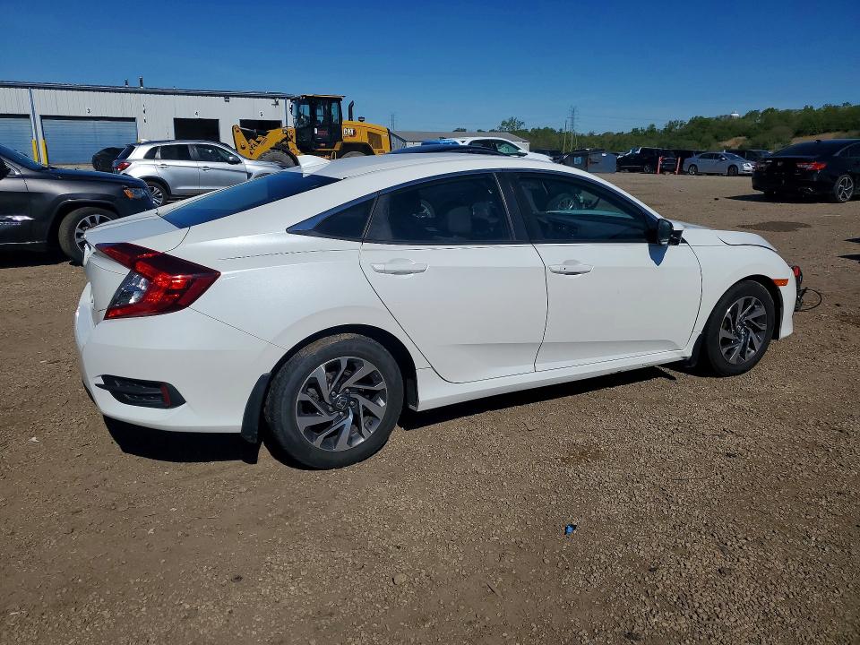 Продаж на аукціоні авто 2018 Honda Civic, vin: 19XFC2F7XJE018984, номер лоту: 53643836
