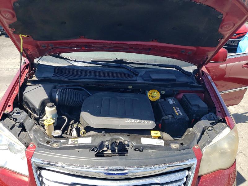 2016 Chrysler Town & Country მანქანა იყიდება აუქციონზე, vin: 2C4RC1BG2GR252721, აუქციონის ნომერი: 54202266