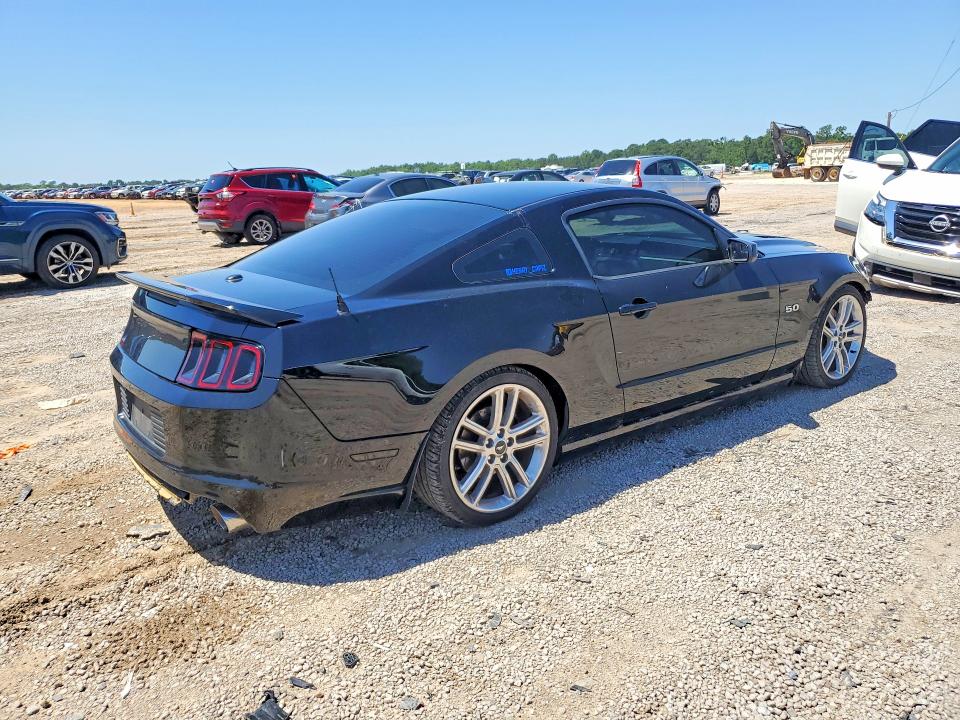 53552586 :رقم المزاد ، 1ZVBP8CF1E5330031 vin ، 2014 Ford Mustang مزاد بيع