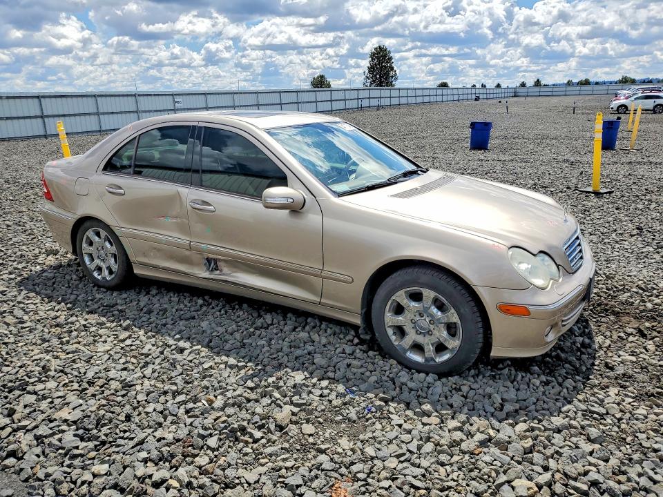 Продажа на аукционе авто 2005 Mercedes-benz C, vin: WDBRF81J25F677646, номер лота: 54171346