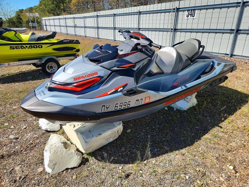 53043526 :رقم المزاد ، YDV13552C818 vin ، 2004 Sea Doo Rtx-x مزاد بيع