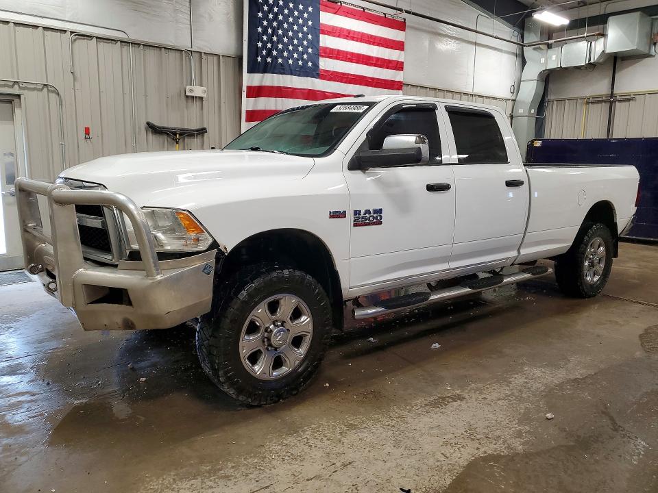 52684986 :رقم المزاد ، 3C6UR5HJ3HG730565 vin ، 2017 Ram 2500 مزاد بيع