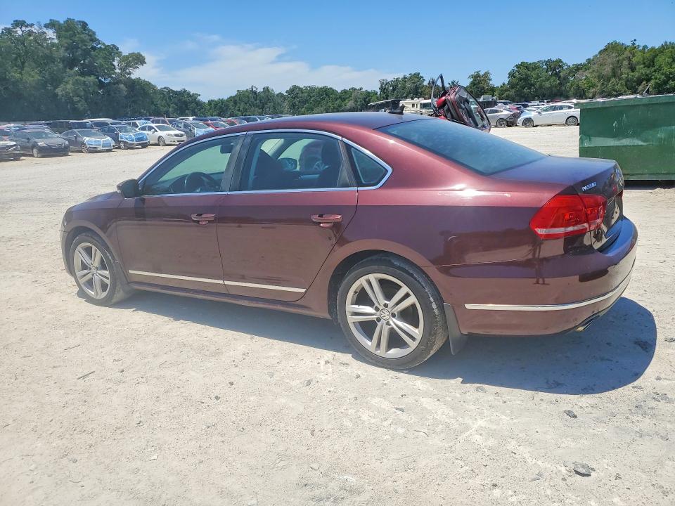 52449016 :رقم المزاد ، 1VWBN7A38DC052716 vin ، 2013 Volkswagen Passat مزاد بيع