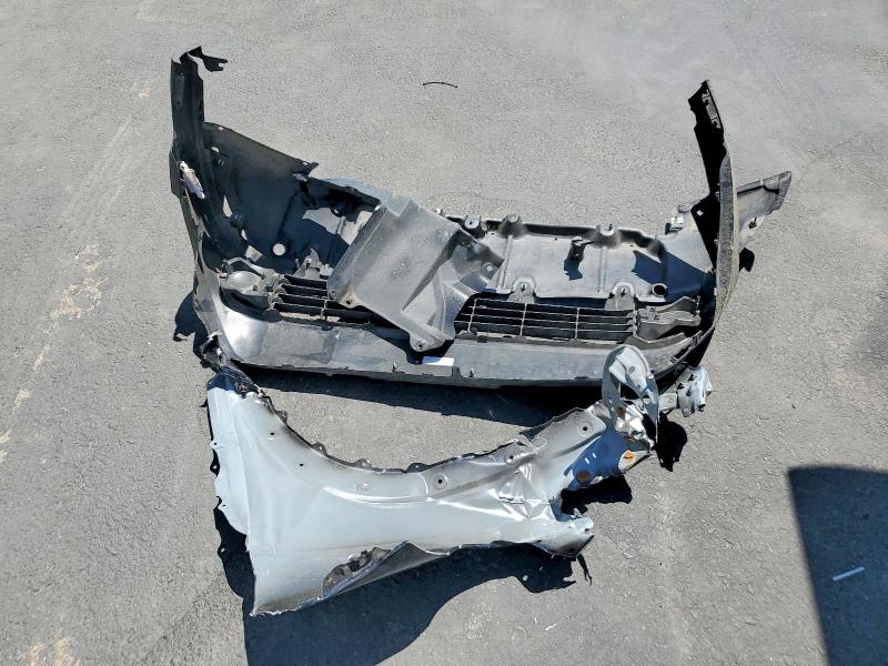 Продаж на аукціоні авто 2024 Toyota Corolla Cross, vin: 7MUAAABG0RV112153, номер лоту: 52391946