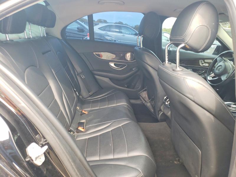 Продажа на аукционе авто 2015 Mercedes-benz C, vin: 55SWF4KB7FU039448, номер лота: 52729616