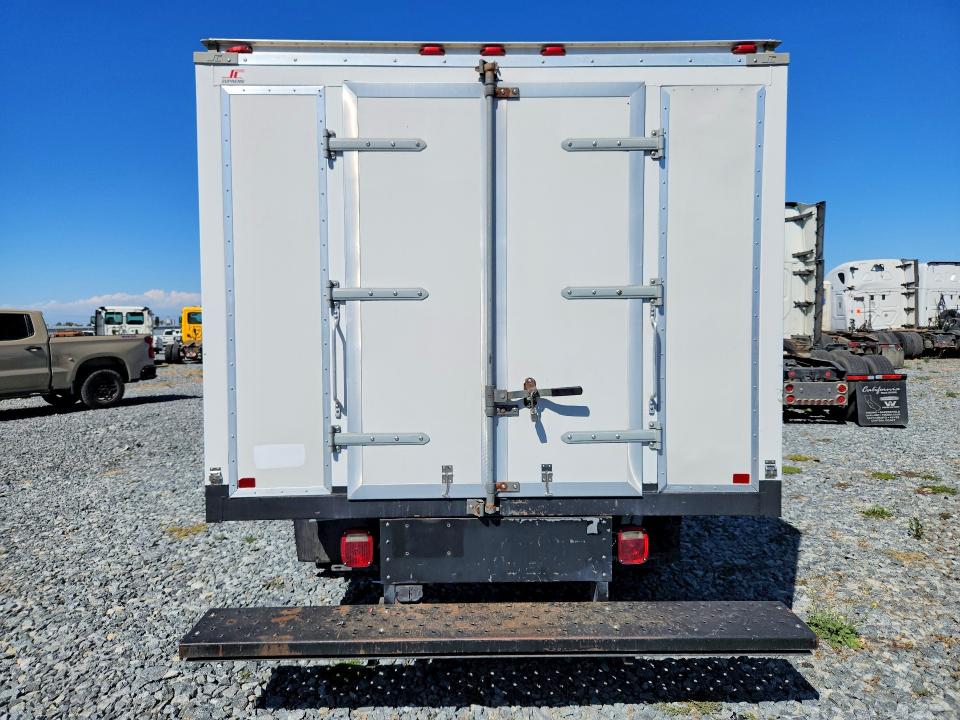 53047176 :رقم المزاد ، 1HTKHPVK4LH319818 vin ، 2020 Gm Medium Duty/box Trucks مزاد بيع