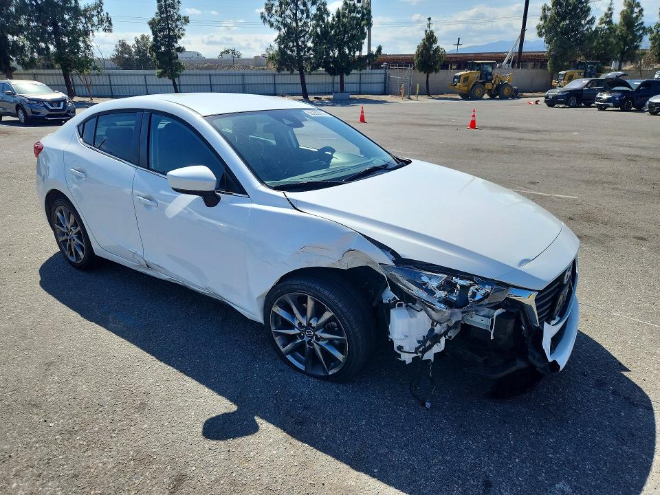 Aukcja sprzedaży 2018 Mazda 3, vin: 3MZBN1V37JM182603, numer aukcji: 55350316
