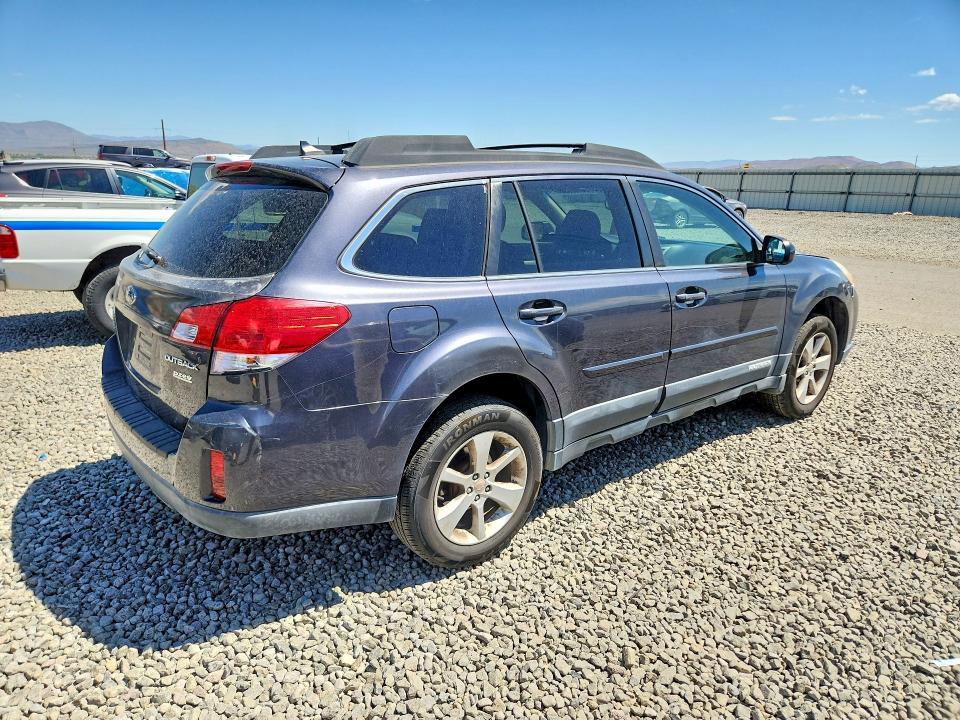 54730306 :رقم المزاد ، 4S4BRBFC3C3240279 vin ، 2012 Subaru Outback مزاد بيع