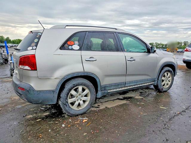 2012 Kia Sorento მანქანა იყიდება აუქციონზე, vin: 5XYKT3A62CG294102, აუქციონის ნომერი: 52862306