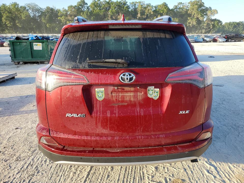 52146026 :رقم المزاد ، JTMWFREV0JD130145 vin ، 2018 Toyota Rav4 مزاد بيع