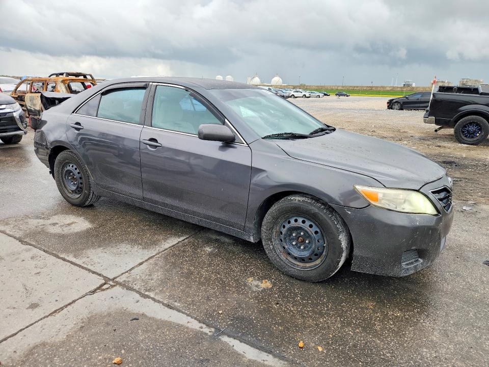 2010 Toyota Camry მანქანა იყიდება აუქციონზე, vin: 4T1BF3EK3AU032935, აუქციონის ნომერი: 54367846