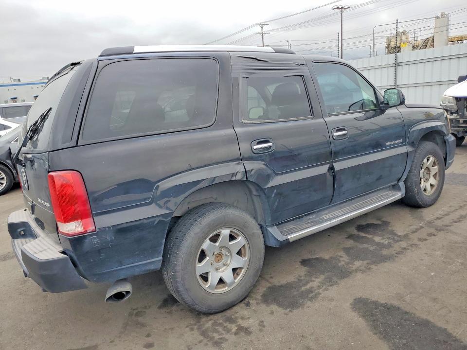 2002 Cadillac Escalade მანქანა იყიდება აუქციონზე, vin: 1GYEK63NX2R101971, აუქციონის ნომერი: 53299236