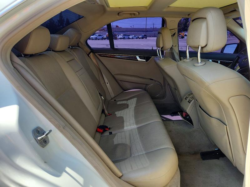 Продажа на аукционе авто 2012 Mercedes-benz C, vin: WDDGF4HB3CA623837, номер лота: 52304076