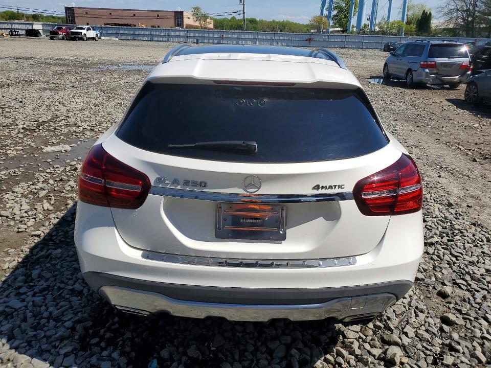 51976016 :رقم المزاد ، WDCTG4GB4JJ491024 vin ، 2018 Mercedes-benz Gla مزاد بيع