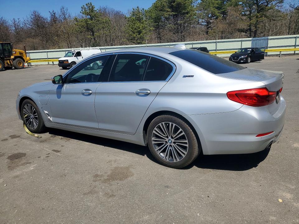 50633186 :رقم المزاد ، WBAJA9C55JB252892 vin ، 2018 Bmw 530e مزاد بيع