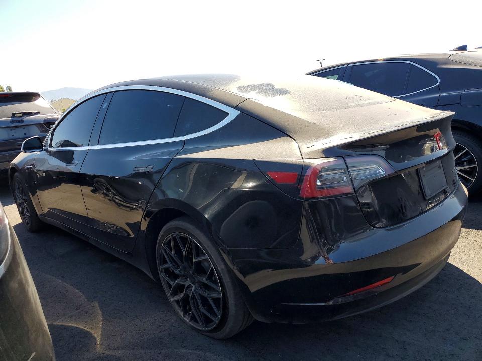 Продажа на аукционе авто 2019 Tesla Model 3, vin: 5YJ3E1EB4KF211995, номер лота: 52525226