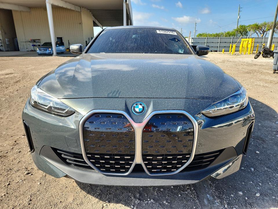 51582516 :رقم المزاد ، WBY43AW06PFP72210 vin ، 2023 Bmw I4 مزاد بيع