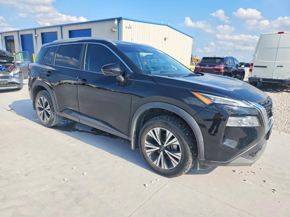 54324396 :رقم المزاد ، 5N1BT3BA4NC724170 vin ، 2022 Nissan Rogue مزاد بيع