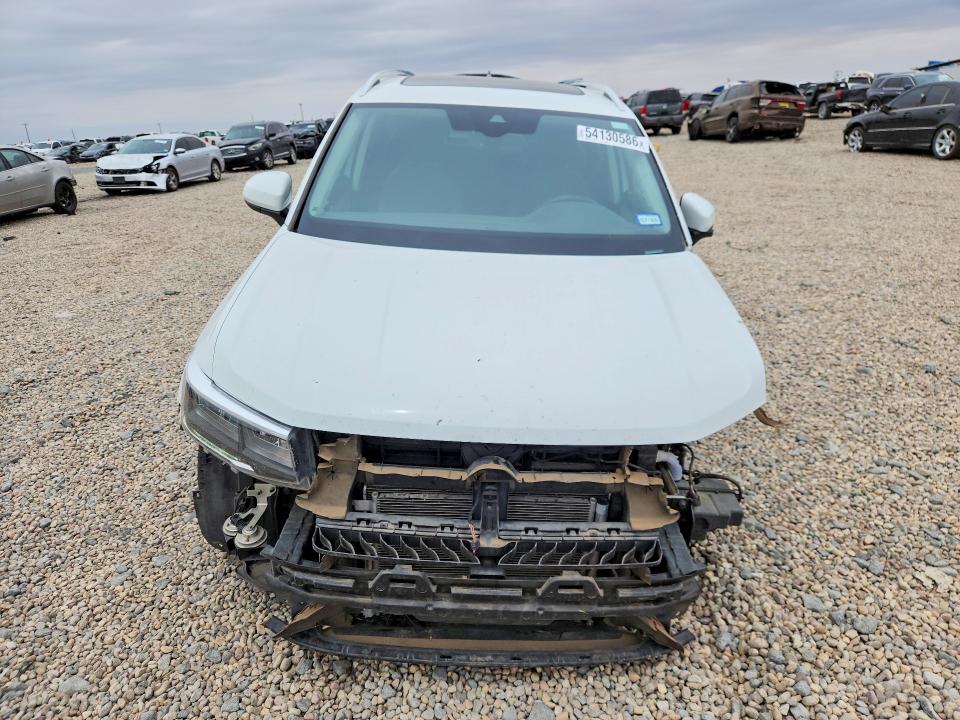 54130586 :رقم المزاد ، 3VVPX7B20NM081752 vin ، 2022 Volkswagen Taos مزاد بيع