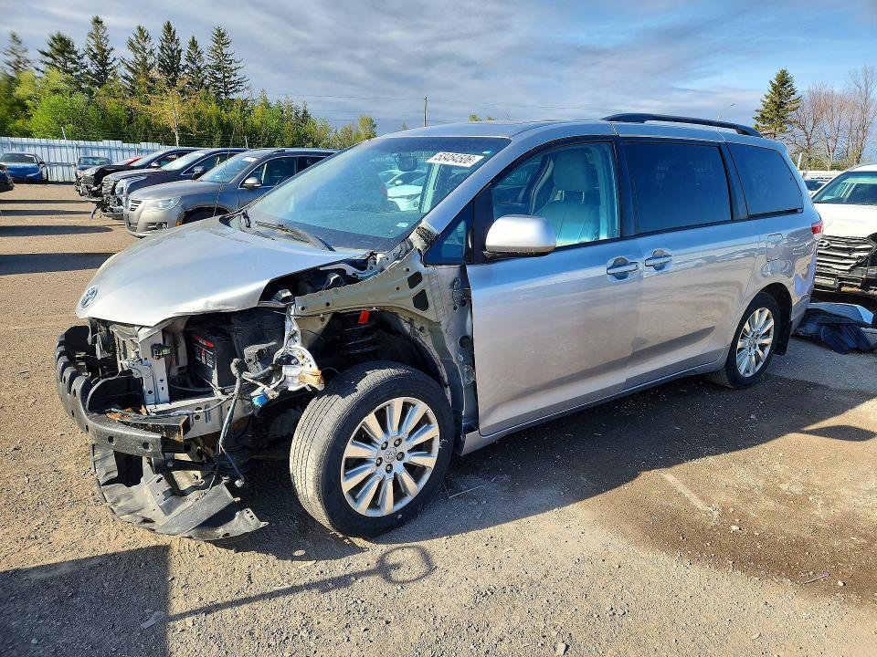 Продажа на аукционе авто 2014 Toyota Sienna, vin: 5TDYK3DC5ES466062, номер лота: 53454506