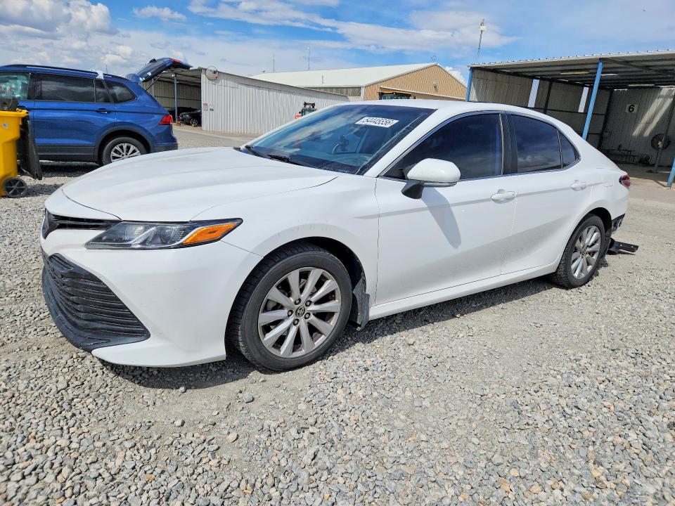 54445556 :رقم المزاد ، 4T1L11BK3LU011792 vin ، 2020 Toyota Camry Le مزاد بيع