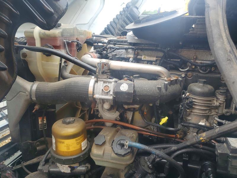 2013 Freightliner Cascadia 125 მანქანა იყიდება აუქციონზე, vin: 1FUJGLDR3DSBR0067, აუქციონის ნომერი: 54682266