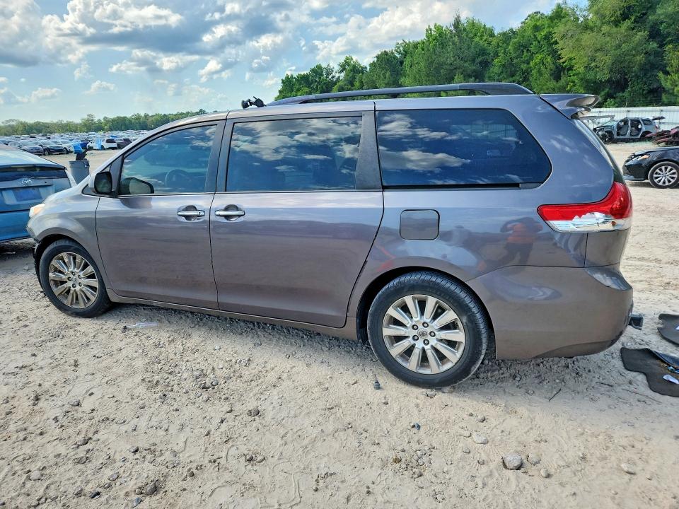 Aukcja sprzedaży 2011 Toyota Sienna, vin: 5TDYK3DC4BS158456, numer aukcji: 54228936