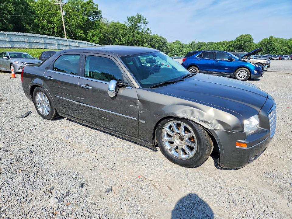 55371746 :رقم المزاد ، 2C3CA5CV7AH279902 vin ، 2010 Chrysler 300 مزاد بيع