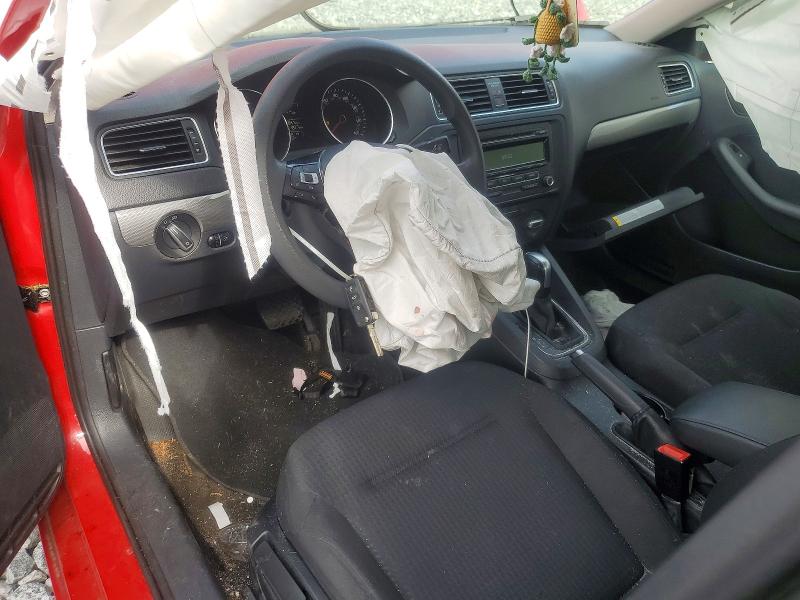 52029076 :رقم المزاد ، 3VWD17AJ7FM315945 vin ، 2015 Volkswagen Jetta مزاد بيع