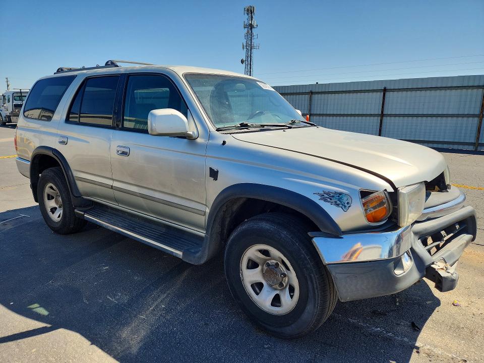 52945736 :رقم المزاد ، JT3GN86RXY0157426 vin ، 2000 Toyota 4runner مزاد بيع
