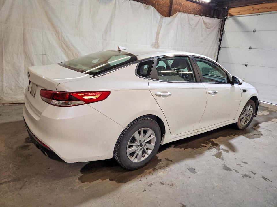 52395366 :رقم المزاد ، KNAGT4L33G5098535 vin ، 2016 Kia Optima مزاد بيع