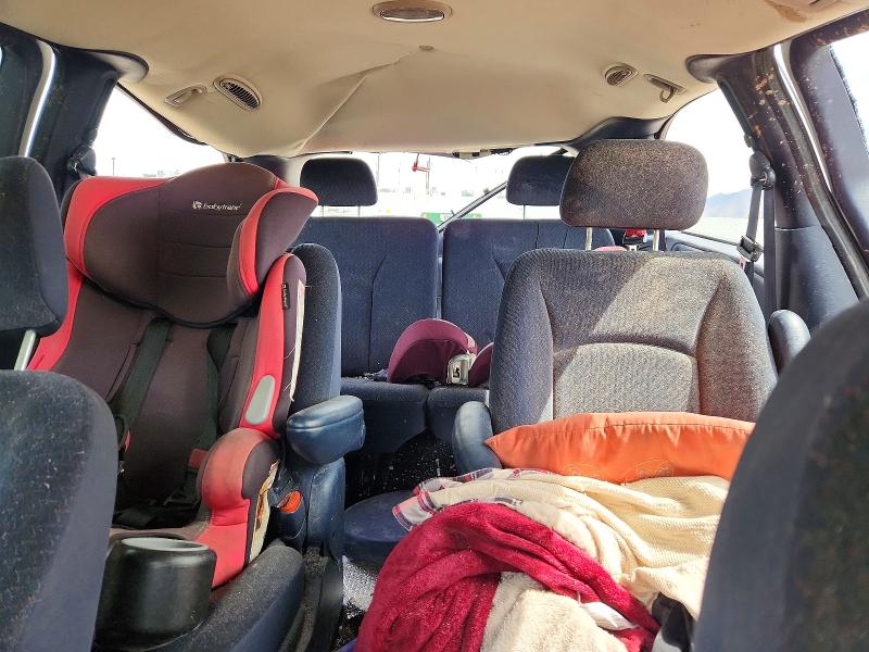 52863816 :رقم المزاد ، 2B4GP44352R658909 vin ، 2002 Dodge Grand Caravan مزاد بيع