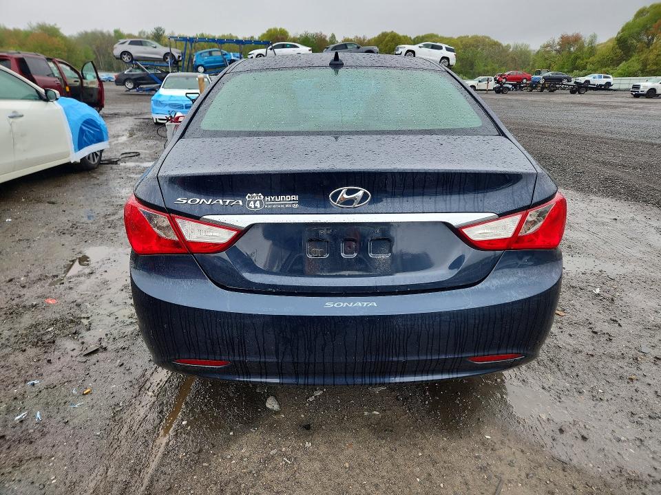53155706 :رقم المزاد ، 5NPEB4AC8CH345557 vin ، 2012 Hyundai Sonata مزاد بيع