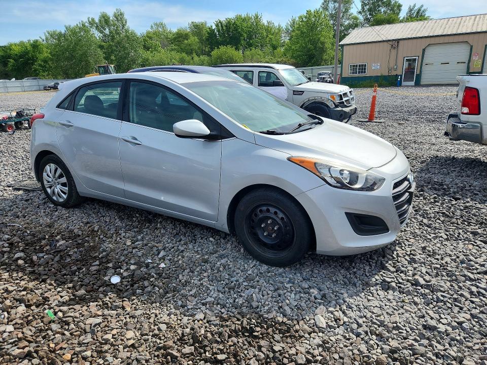 Продаж на аукціоні авто 2017 Hyundai Elantra Gt, vin: KMHD35LH9HU384464, номер лоту: 55206456