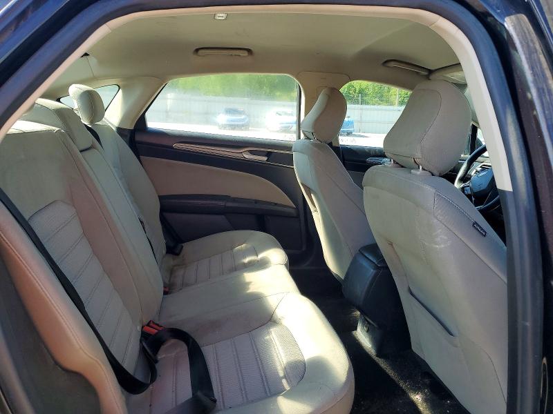 52519486 :رقم المزاد ، 3FA6P0G79LR233796 vin ، 2020 Ford Fusion مزاد بيع