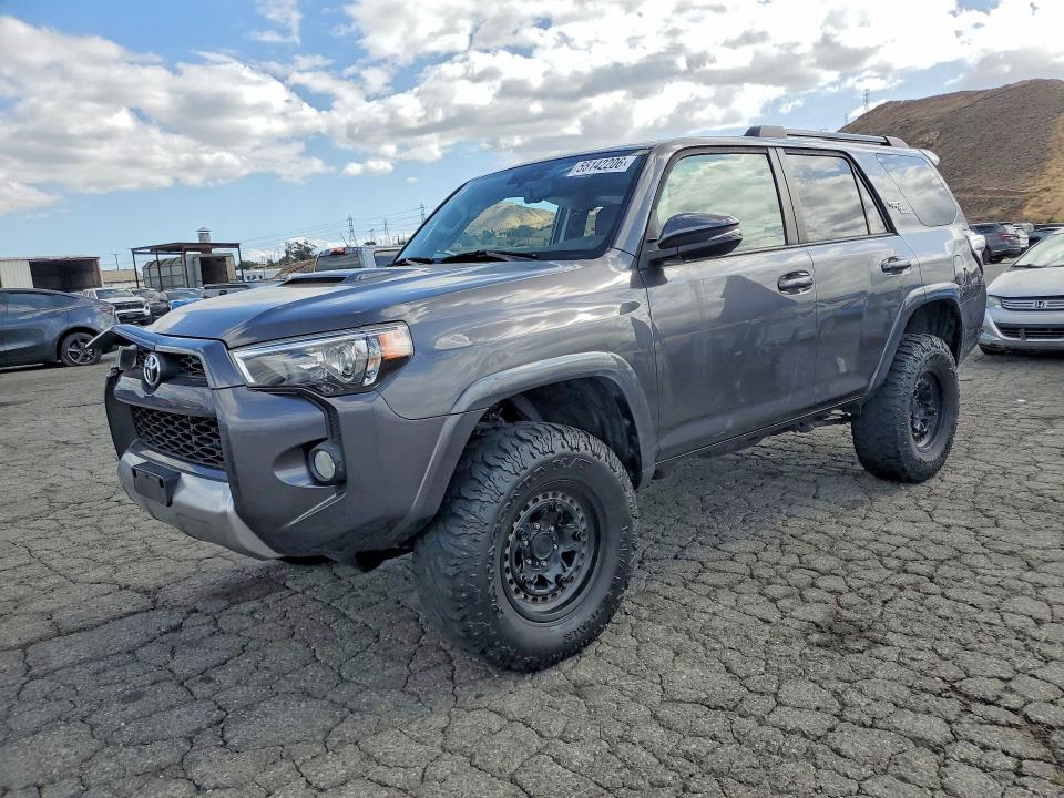 2019 Toyota 4runner მანქანა იყიდება აუქციონზე, vin: JTEBU5JR7K5709422, აუქციონის ნომერი: 55142206
