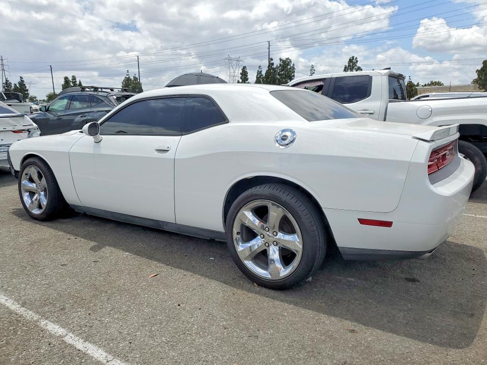 53295486 :رقم المزاد ، 2C3CDYAG7EH105234 vin ، 2014 Dodge Challenger مزاد بيع