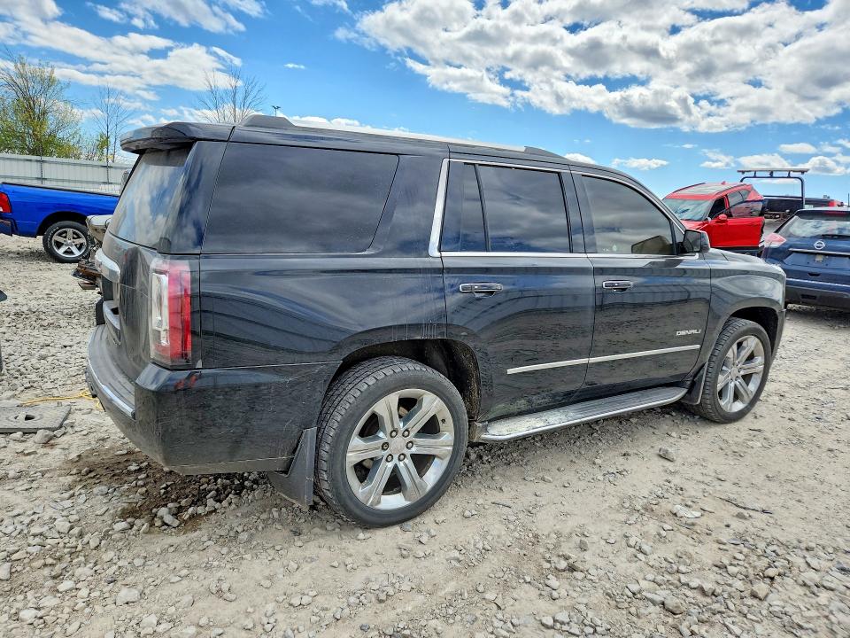 53106816 :رقم المزاد ، 1GKS2CKJ5HR147601 vin ، 2017 Gmc Yukon مزاد بيع